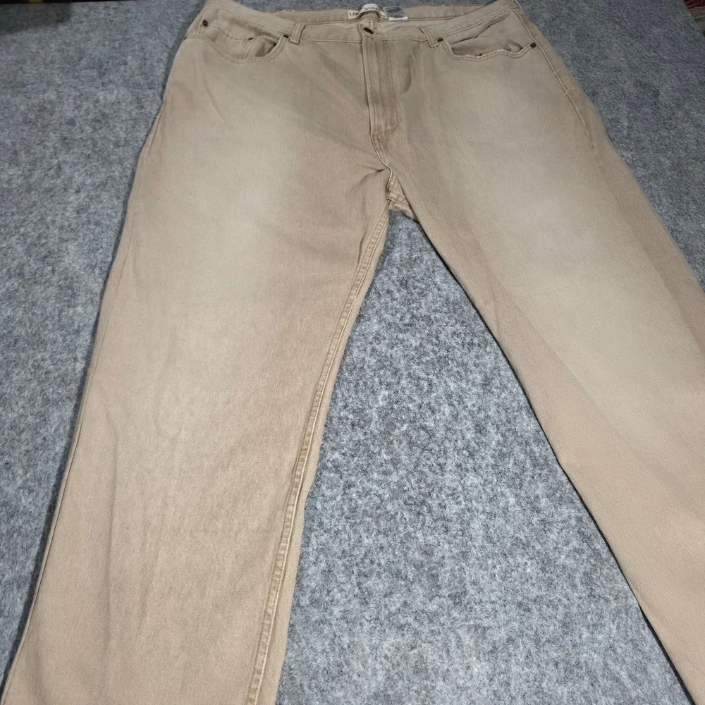 Levis 569 Loose Straight Jeans Mens 42x32 Tan Khaki Denim Vintage 2005 Hong Kong